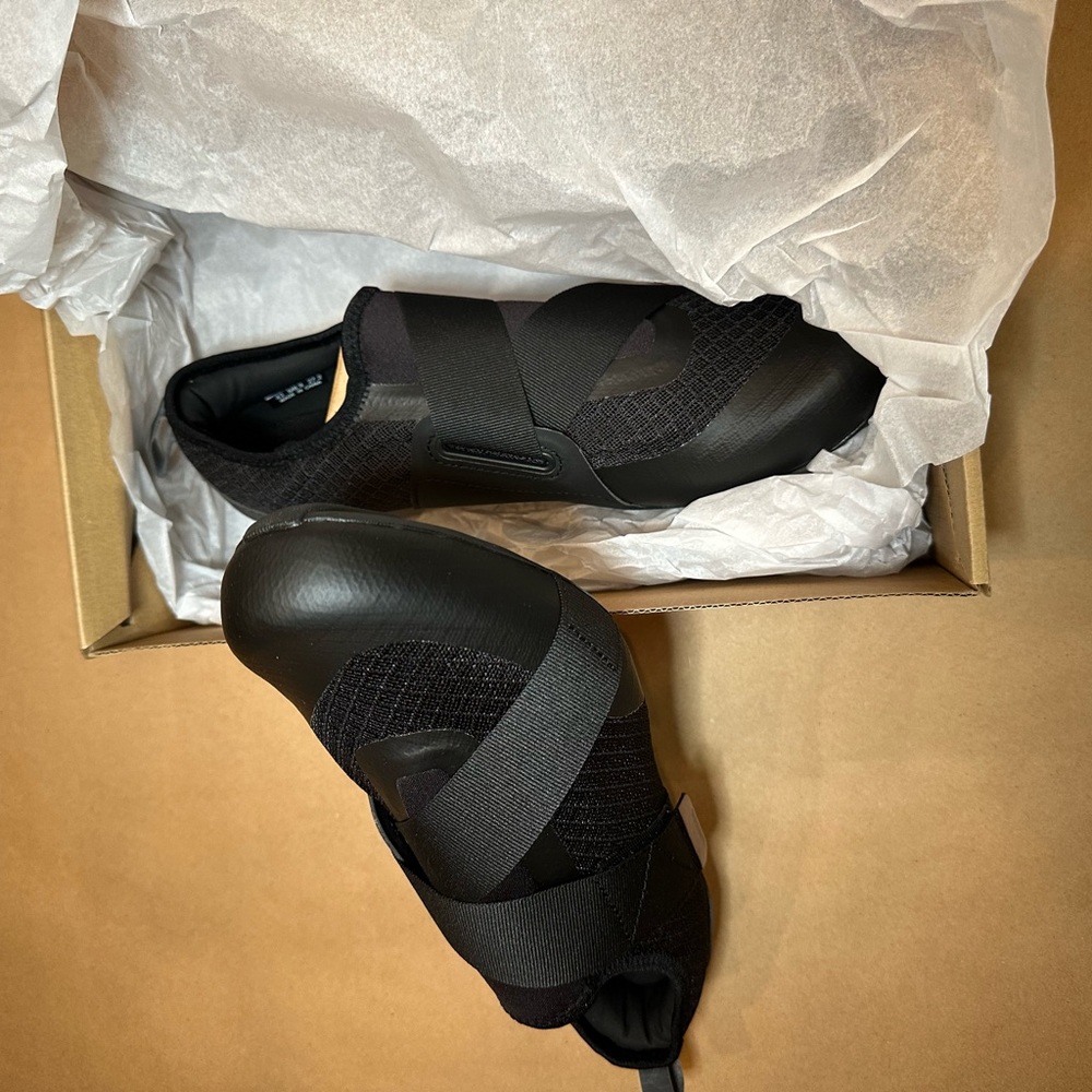 Shimano Dynalast Cycling Shoes EU 43 (Men’s 9 US) Brand New